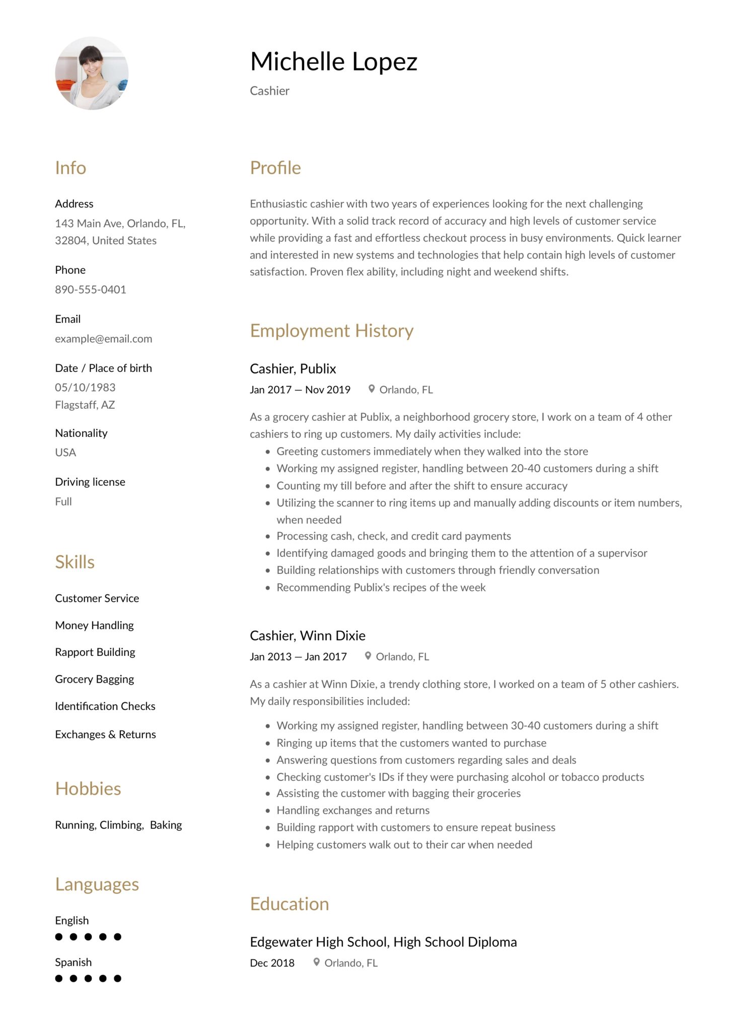 resume example with gold accents for cashiers