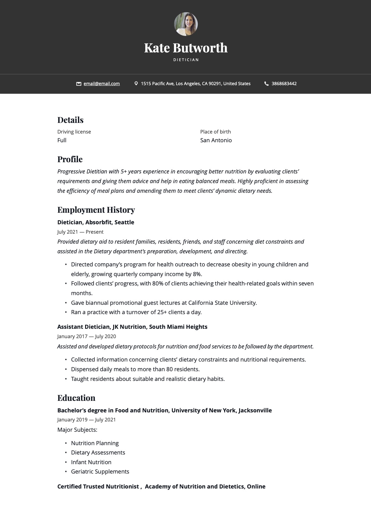 Simple Dietician Resume Example